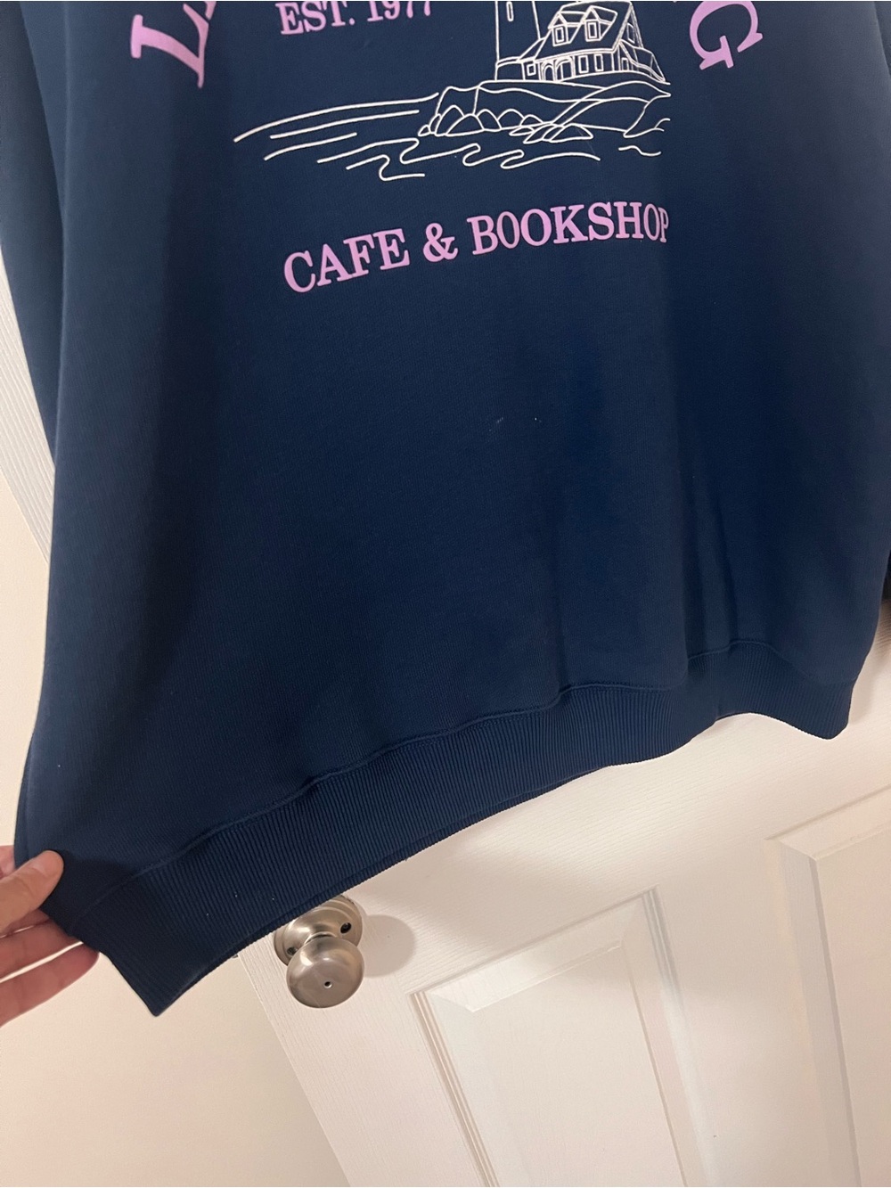 American Eagle Outfitters Navy Crewneck Sweatshirt with Pink Lettering - Picture 7 of 9
